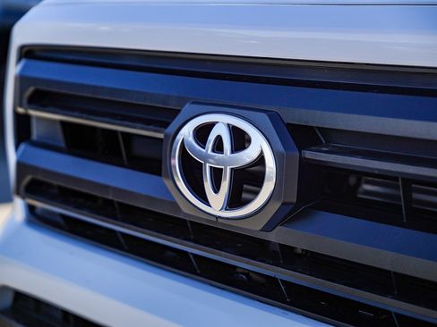 New 2026 Toyota Tacoma SR5 image 6