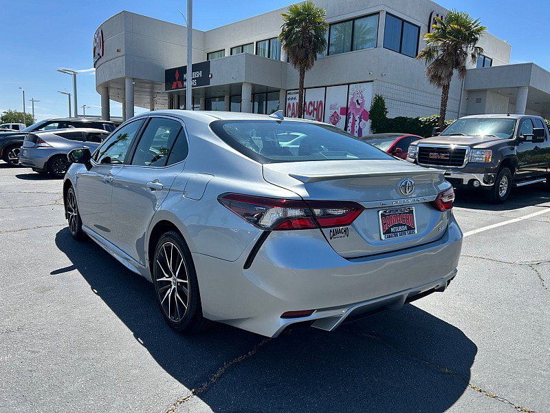 Used 2023 Toyota Camry SE FWD image 10