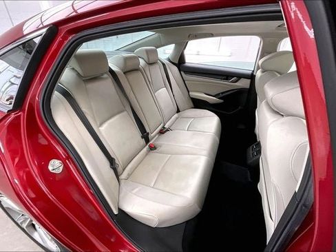 Used 2019 Honda Accord EX image 19