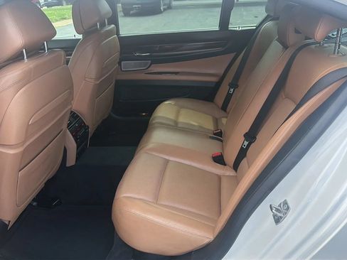 Used 2013 BMW 750Li RWD image 11