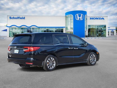 Used 2021 Honda Odyssey EX-L image 3