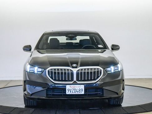 Used 2026 BMW 530i RWD image 7