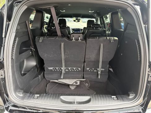 Used 2024 Chrysler Pacifica Touring-L w/ S Appearance Package AWD/4WD image 16