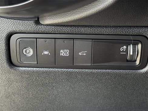 New 2026 Chevrolet Equinox EV RS image 17