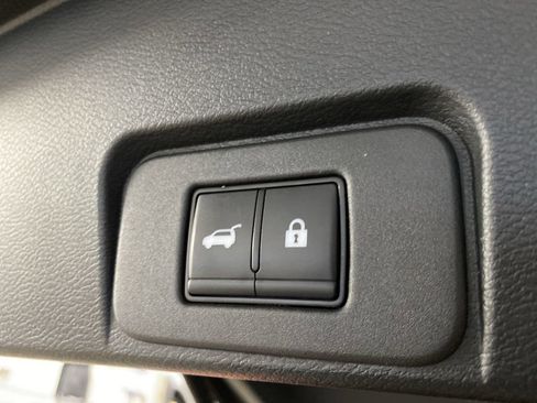 Certified 2024 Nissan Rogue SV image 14