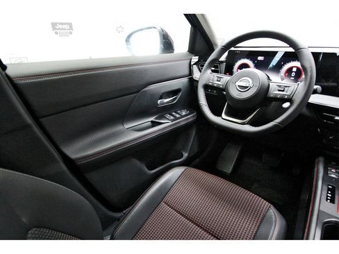 New 2026 Nissan Kicks SR w/ SR Premium Package image 6