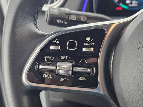 Certified 2023 Mercedes-Benz EQB 300 4MATIC image 28