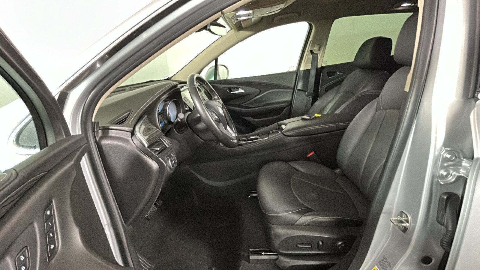 Used 2017 Buick Envision Essence AWD/4WD image 13
