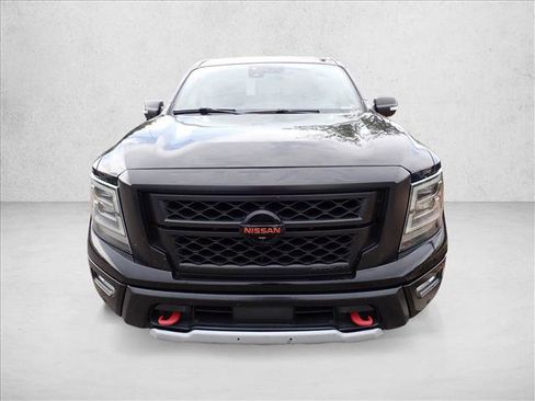 Used 2020 Nissan Titan PRO-4X w/ Pro-4x Convenience Package AWD/4WD image 7