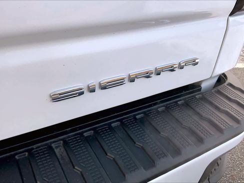 Used 2022 GMC Sierra 1500 Denali image 9