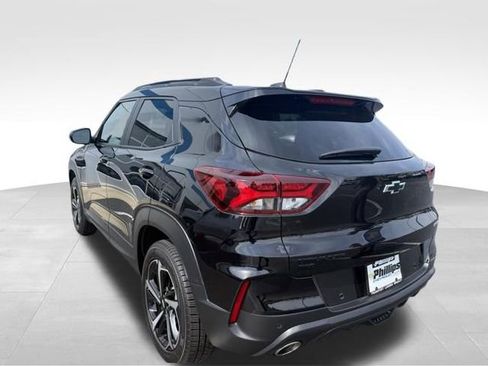 Certified 2022 Chevrolet TrailBlazer RS w/ Sun and Liftgate Package AWD/4WD image 13