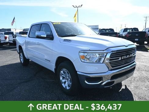 Used 2024 RAM 1500 Laramie AWD/4WD image 7