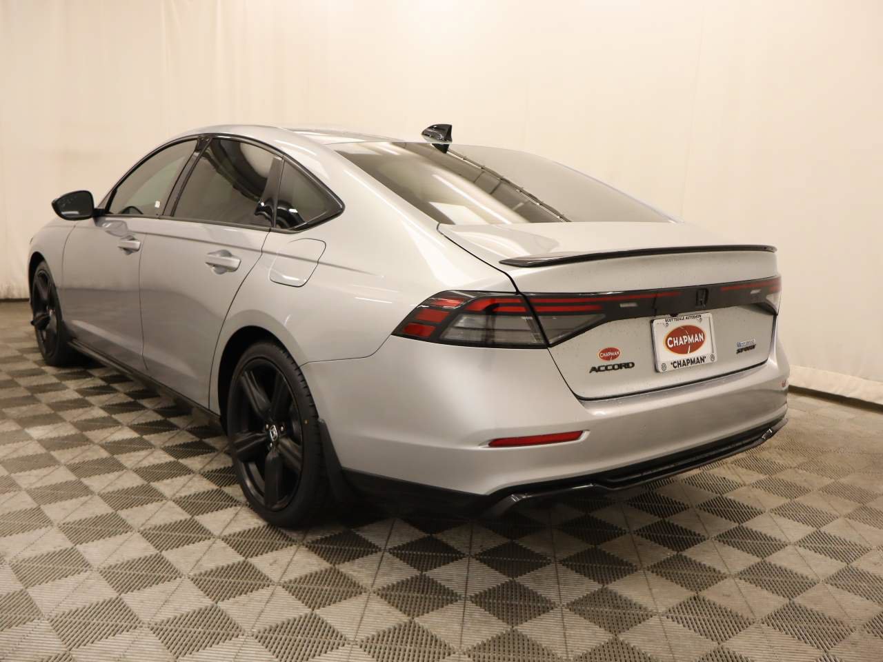 Used 2024 Honda Accord Sport image 3