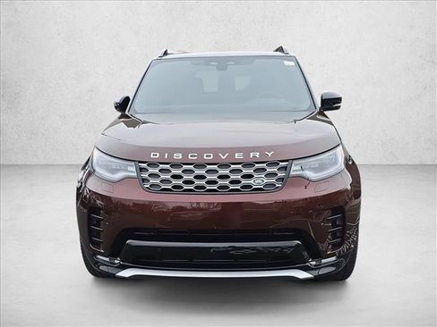 New 2026 Land Rover Discovery Limited Edition image 2