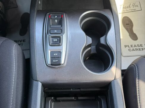 Used 2021 Honda Passport Sport image 17