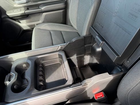Used 2024 RAM 1500 Big Horn image 24