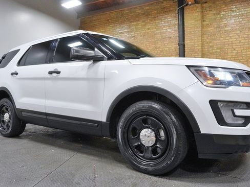 Used 2017 Ford Explorer 4WD Police Interceptor image 7