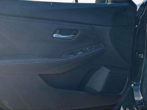 Used 2024 Nissan Sentra SV w/ All-Weather Package FWD image 18