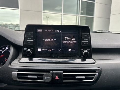 Used 2022 Kia Seltos LX image 7