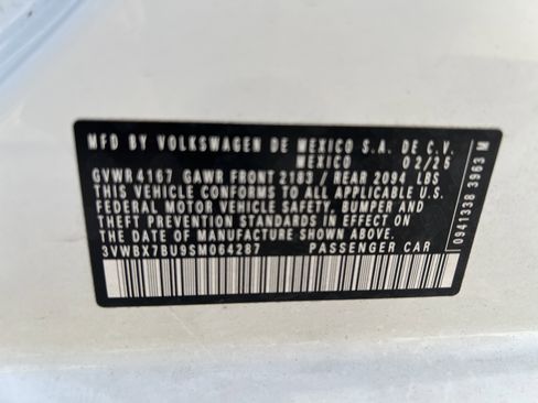 Certified 2025 Volkswagen Jetta Sport FWD image 31