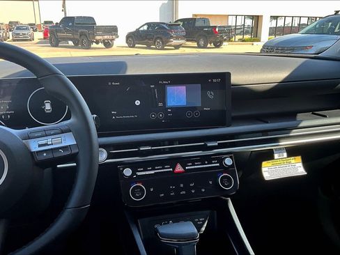 Used 2025 Hyundai Tucson SEL image 8