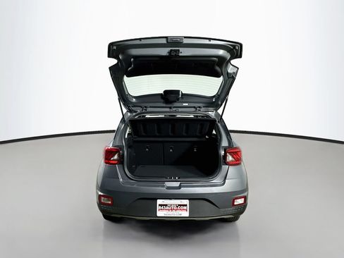 Used 2025 Hyundai Venue SEL FWD image 33