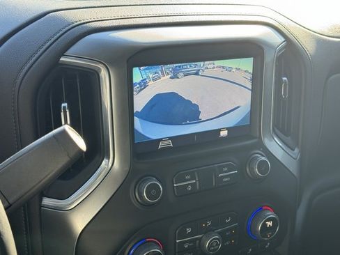 Used 2022 Chevrolet Silverado 2500 LT w/ Convenience Package image 27