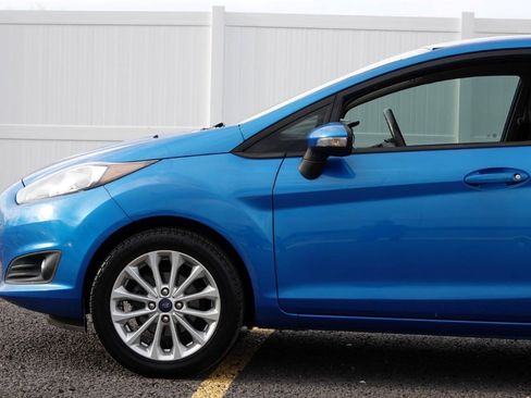 Used 2014 Ford Fiesta SE w/ Equipment Group 201A FWD image 17