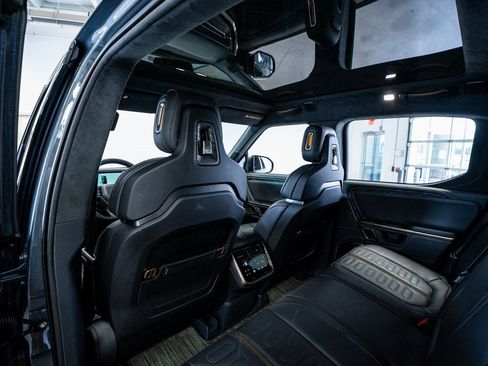 Used 2022 Rivian R1T Launch Edition image 55