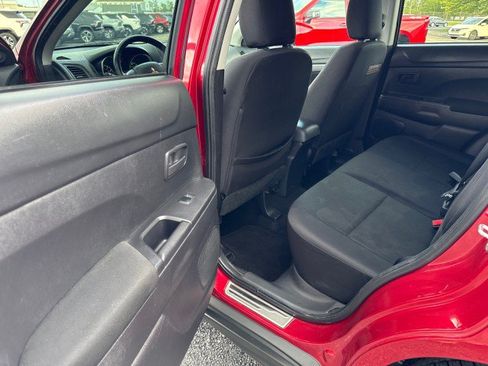 Used 2015 Mitsubishi Outlander Sport ES FWD image 20