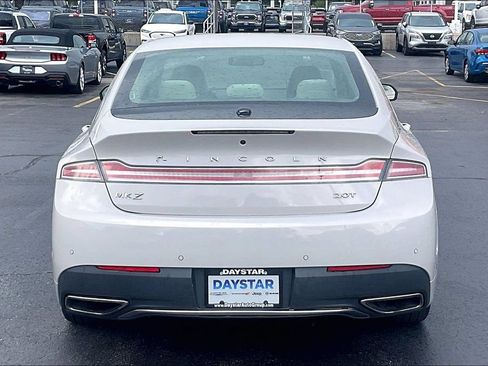 Used 2019 Lincoln MKZ Premiere FWD image 3