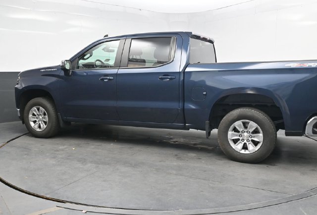 Used 2021 Chevrolet Silverado 1500 LT AWD/4WD image 4