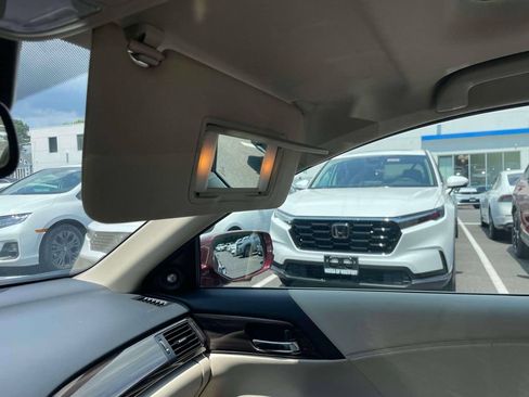 Used 2016 Honda Accord Touring image 33
