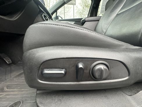 Used 2019 Chevrolet Blazer LT w/ Sound & Technology Package image 12