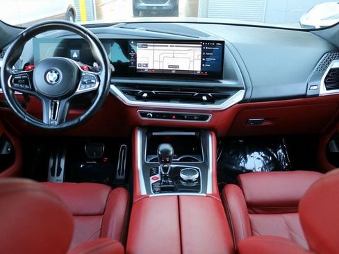 Used 2023 BMW XM image 30