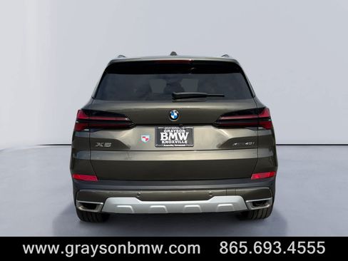 Used 2026 BMW X5 xDrive40i AWD/4WD image 4