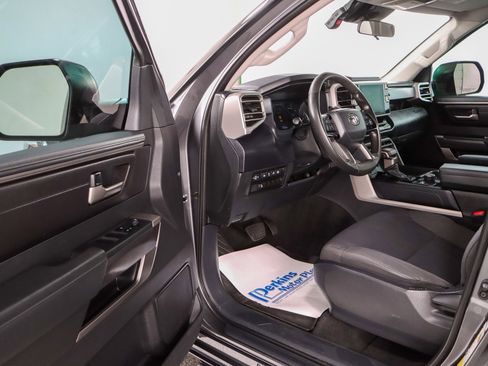 Used 2023 Toyota Tundra SR5 image 3