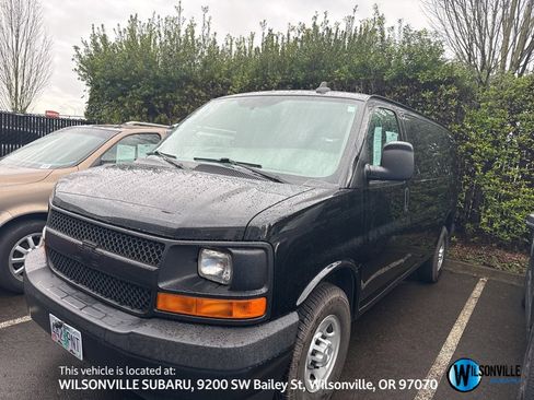 Used 2017 Chevrolet Express 2500 image 1