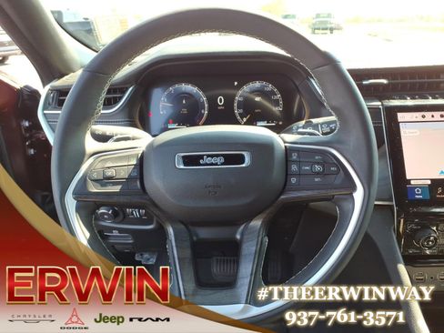 Certified 2024 Jeep Grand Cherokee Limited w/ Trailer Tow Package image 17