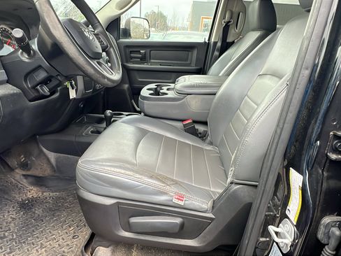 Used 2017 RAM 2500 Tradesman image 16