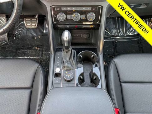 Certified 2023 Volkswagen Atlas SEL R-Line AWD/4WD image 19