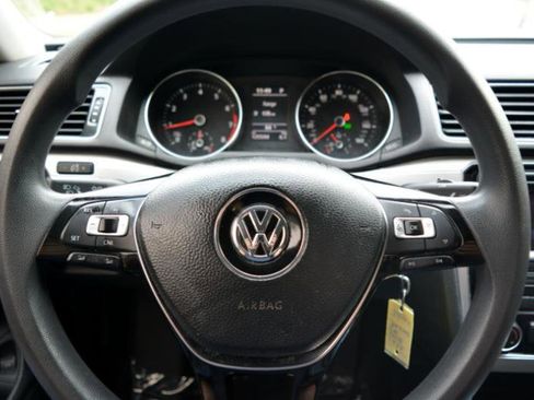 Used 2018 Volkswagen Passat 2.0T S w/ Driver Assistance Package image 19