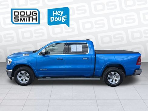 Used 2022 RAM 1500 Laramie AWD/4WD image 3