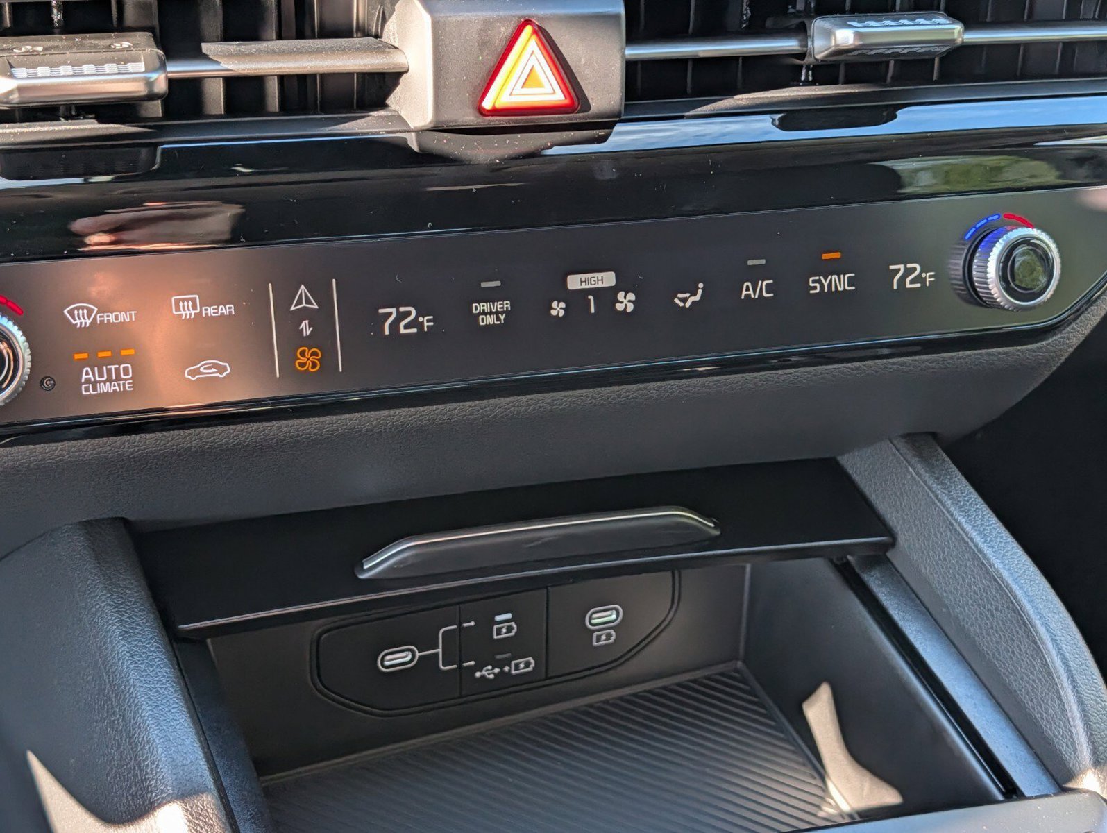 New 2027 Kia Sportage LX FWD image 7
