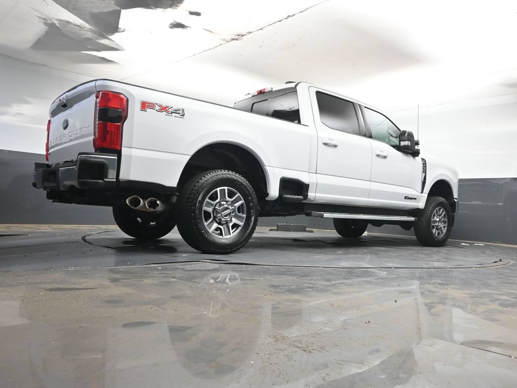Used 2023 Ford F250 Lariat w/ FX4 Off-Road Package AWD/4WD image 30