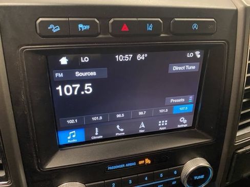 Used 2018 Ford Expedition XLT w/ Equipment Group 202A AWD/4WD image 6
