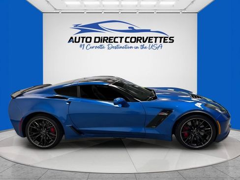 Used 2015 Chevrolet Corvette Z06 w/ 2LZ Preferred Equipment Group RWD image 10