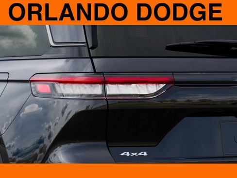 New 2026 Jeep Grand Cherokee Limited AWD/4WD image 9