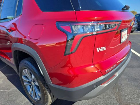 New 2026 Chevrolet Equinox LT w/ Convenience Package II image 35