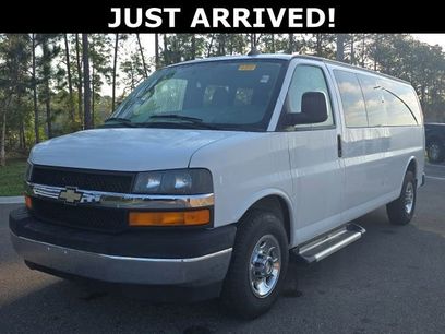 Used 2017 Chevrolet Express 3500 LT w/ LT Preferred Equipment Group